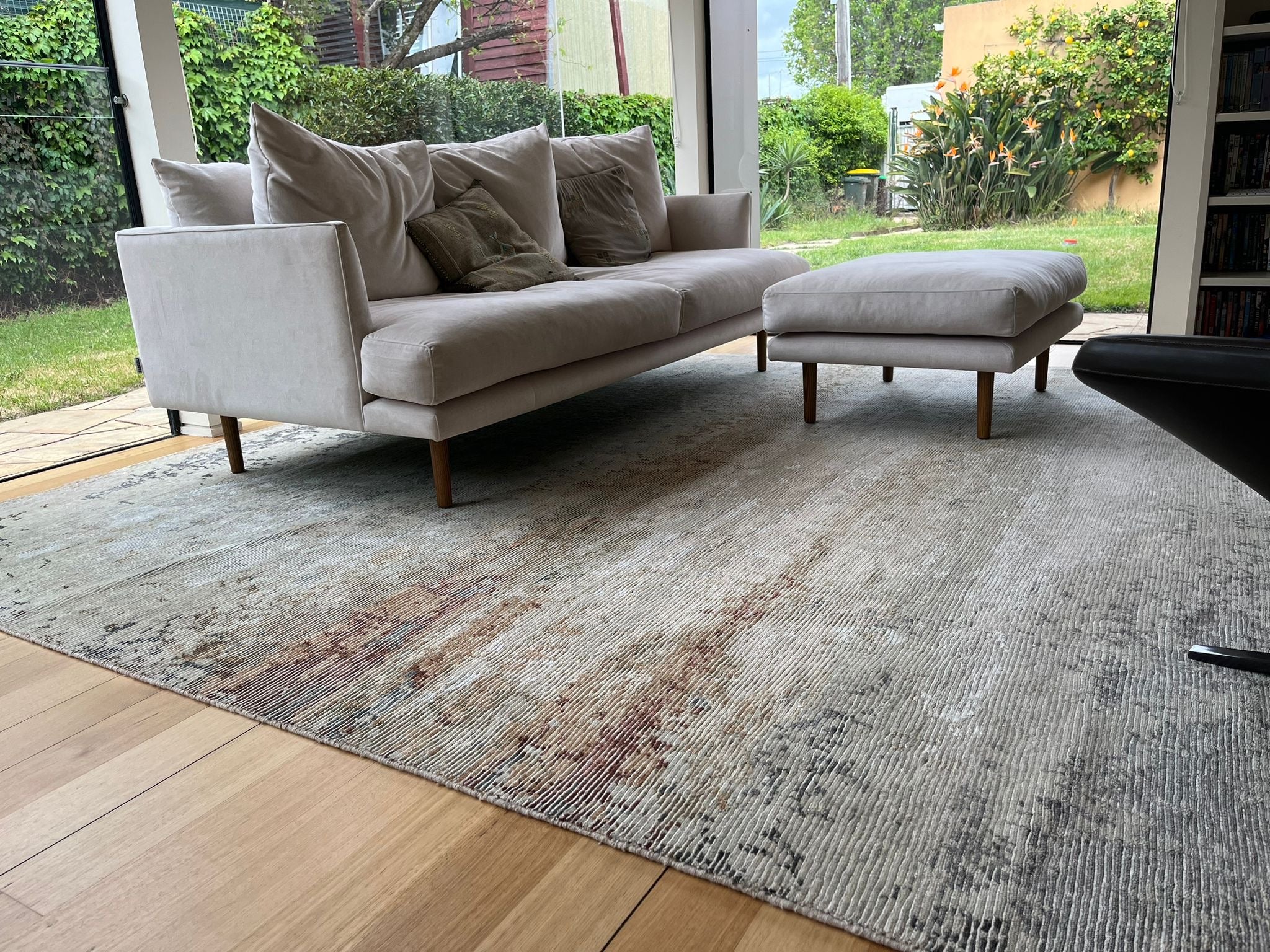 Oasis Beige Rust