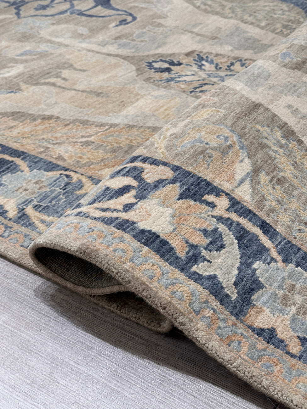 Beige Blue::Image6