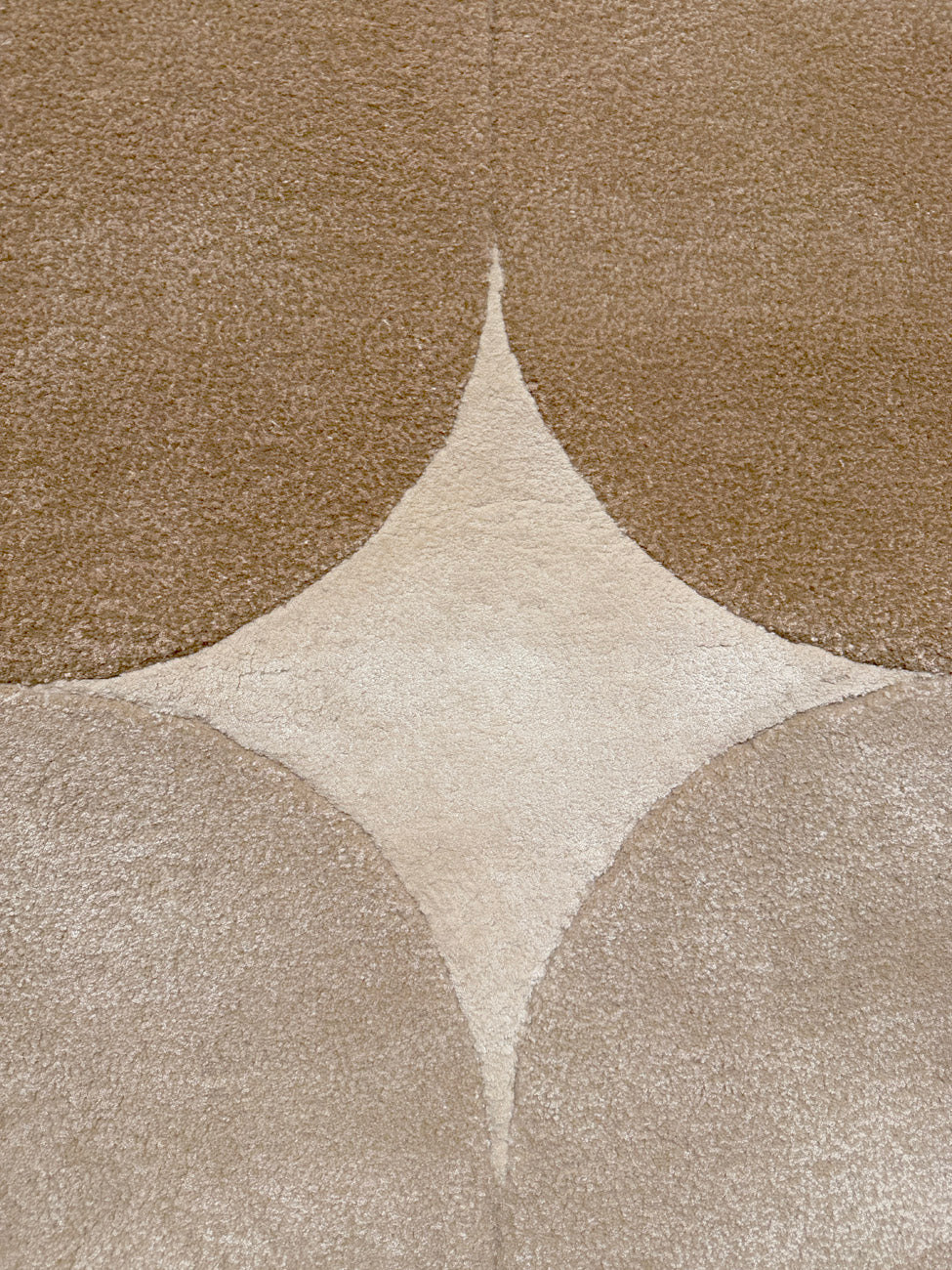 Hicks Beige