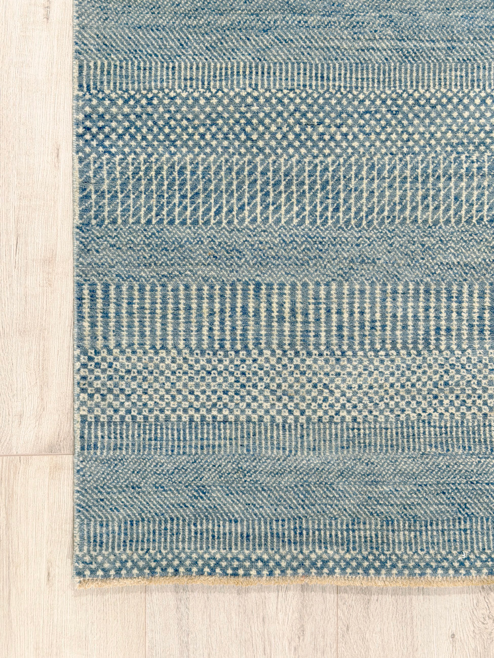 Steppes Runner Denim